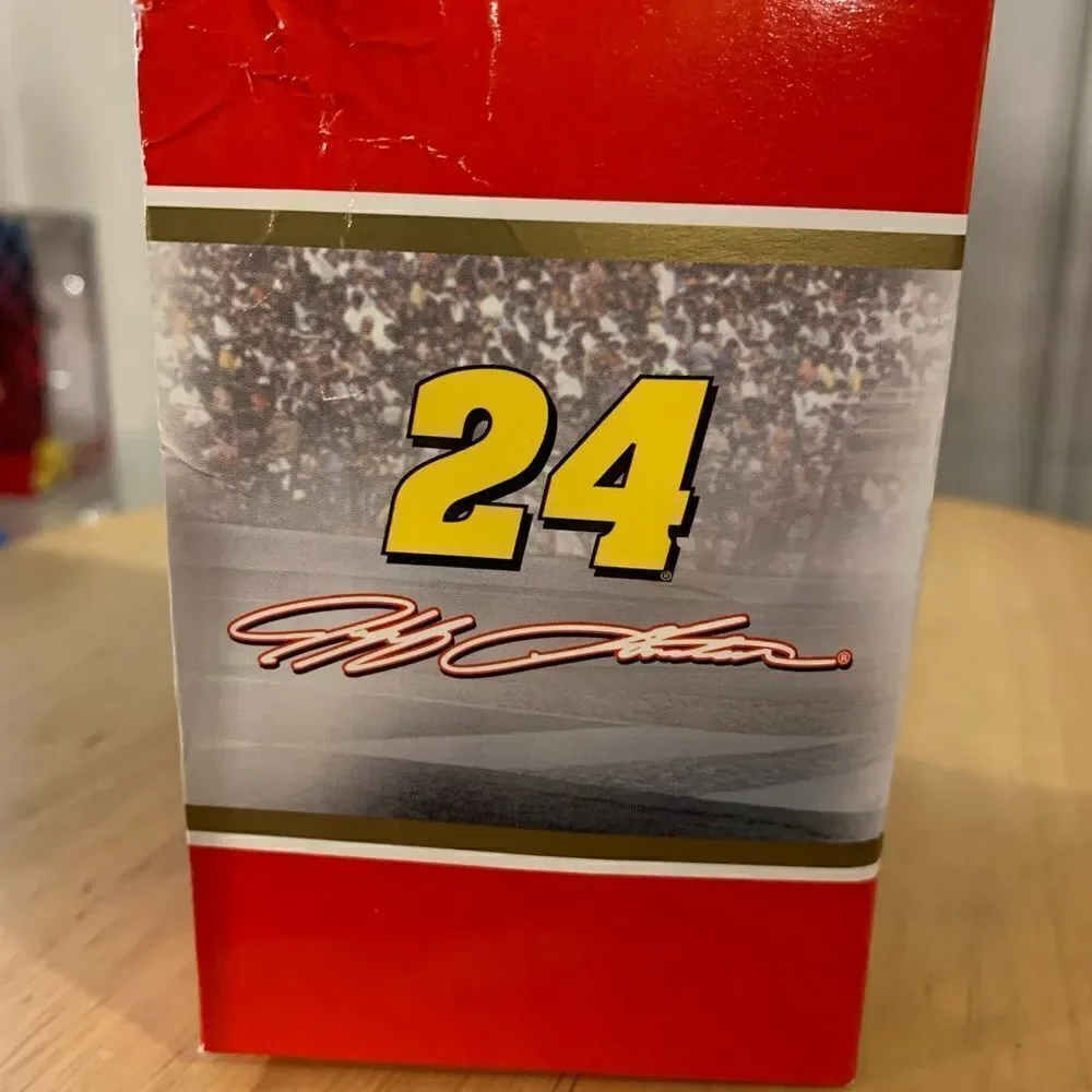 24 Jeff Gordon Ornament 2004